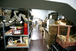 연기전공_의상소품보관실3